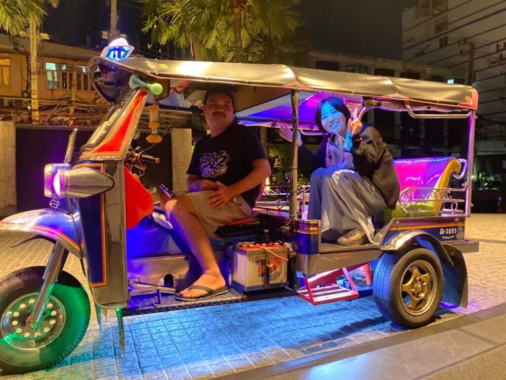 タイを満喫！LEDトゥクトゥクと電車の旅 - 不用品寄付のリサイクルはま 